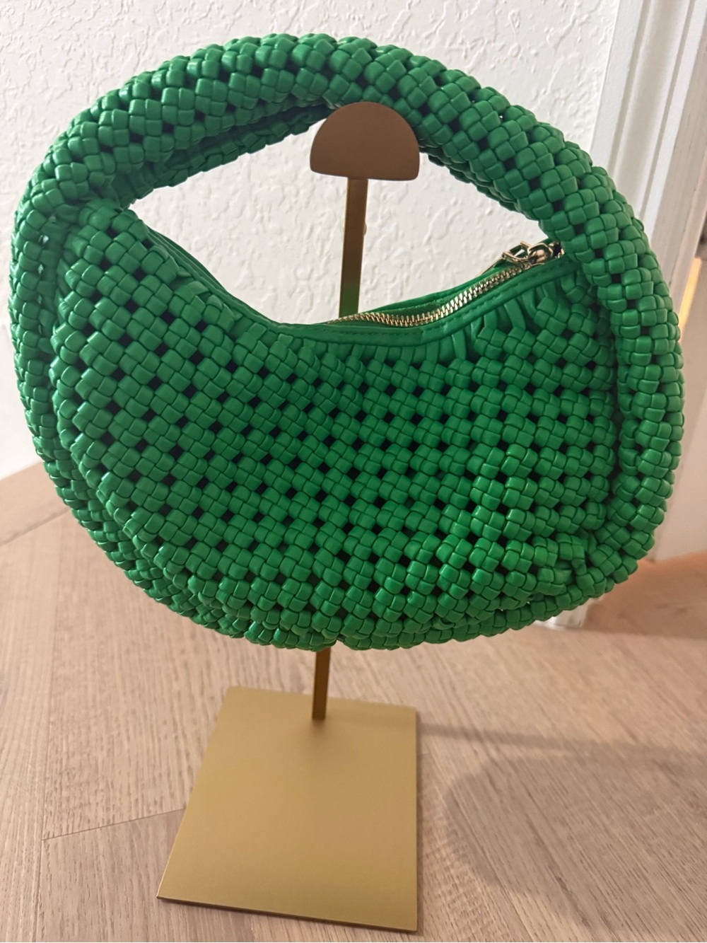 Green Woven Circular Shoulder Bag